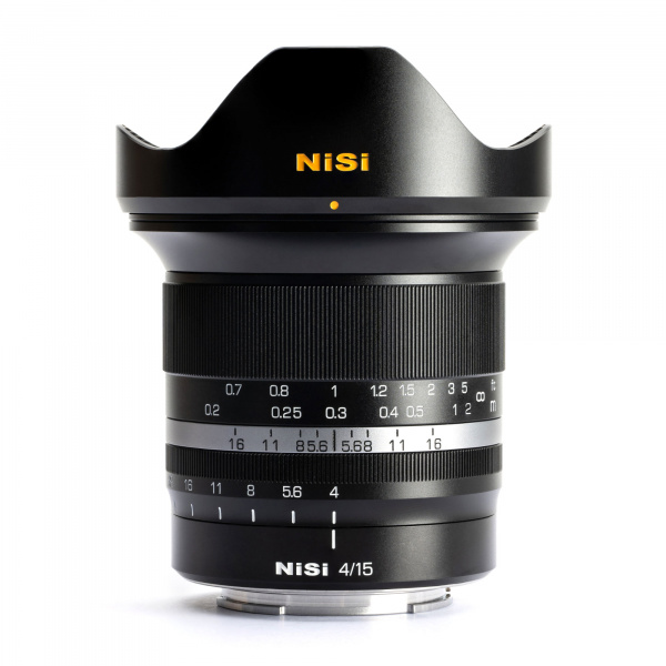 NiSi-15mm-f4-Lens-with-Hood