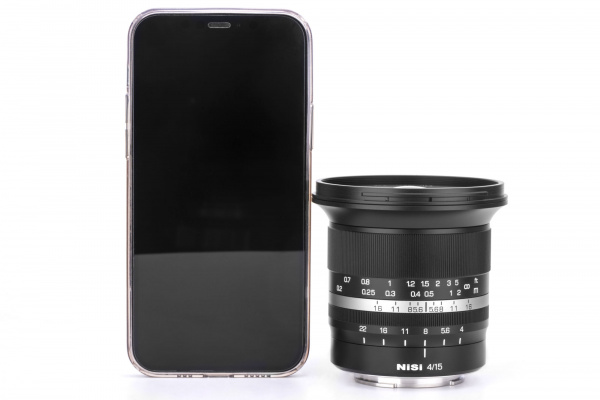 Lens-vs-Phone
